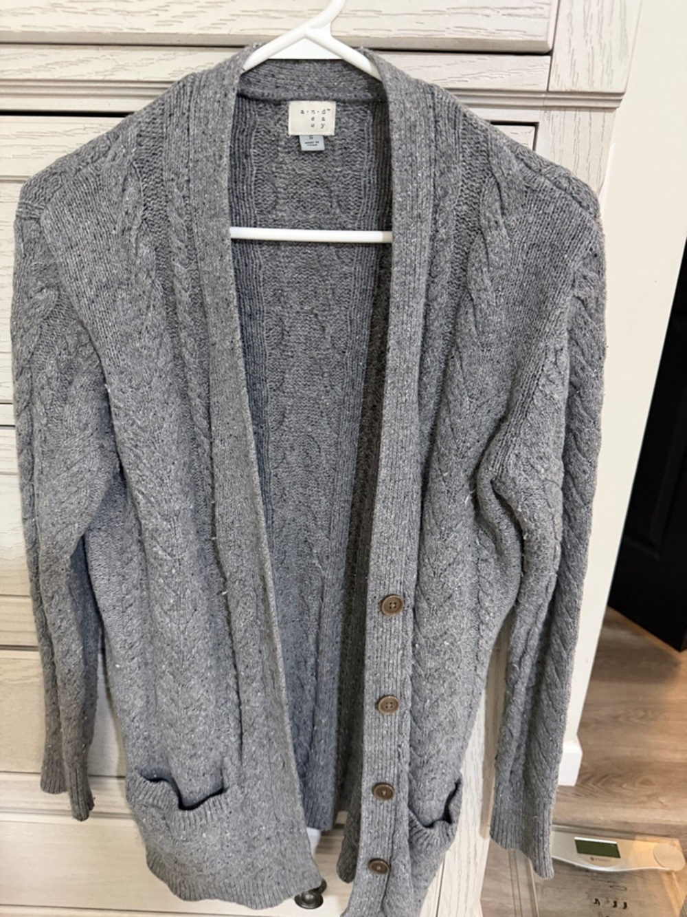 Women’s Cardigan